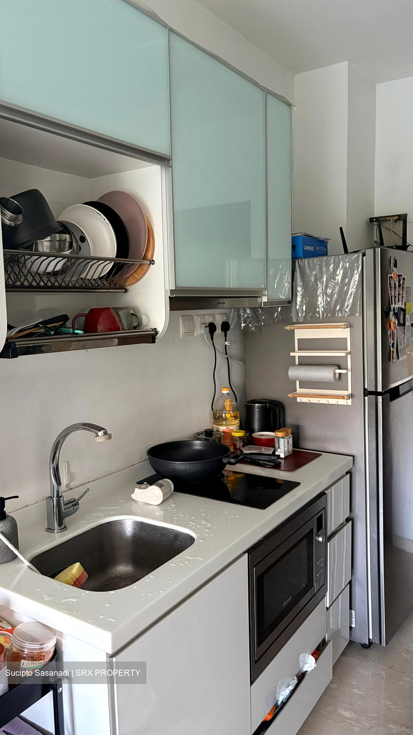 Suites @ Eastcoast (D15), Condominium #563642511